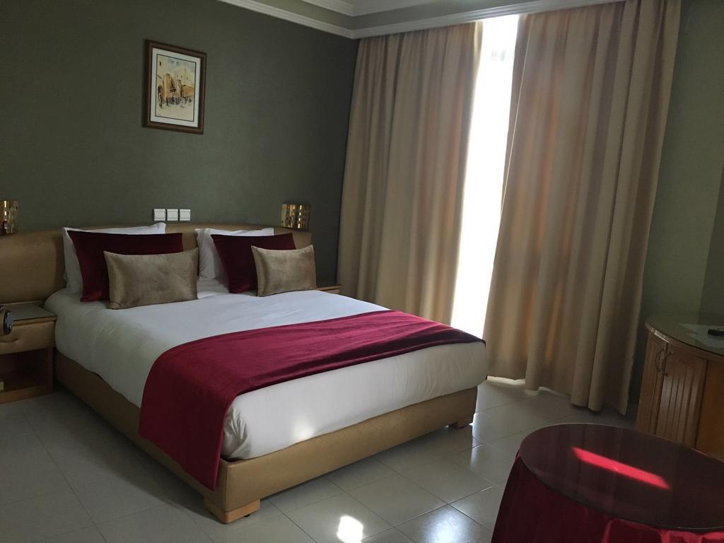 Rania Belmadina Hotel Casablanca Eksteriør billede