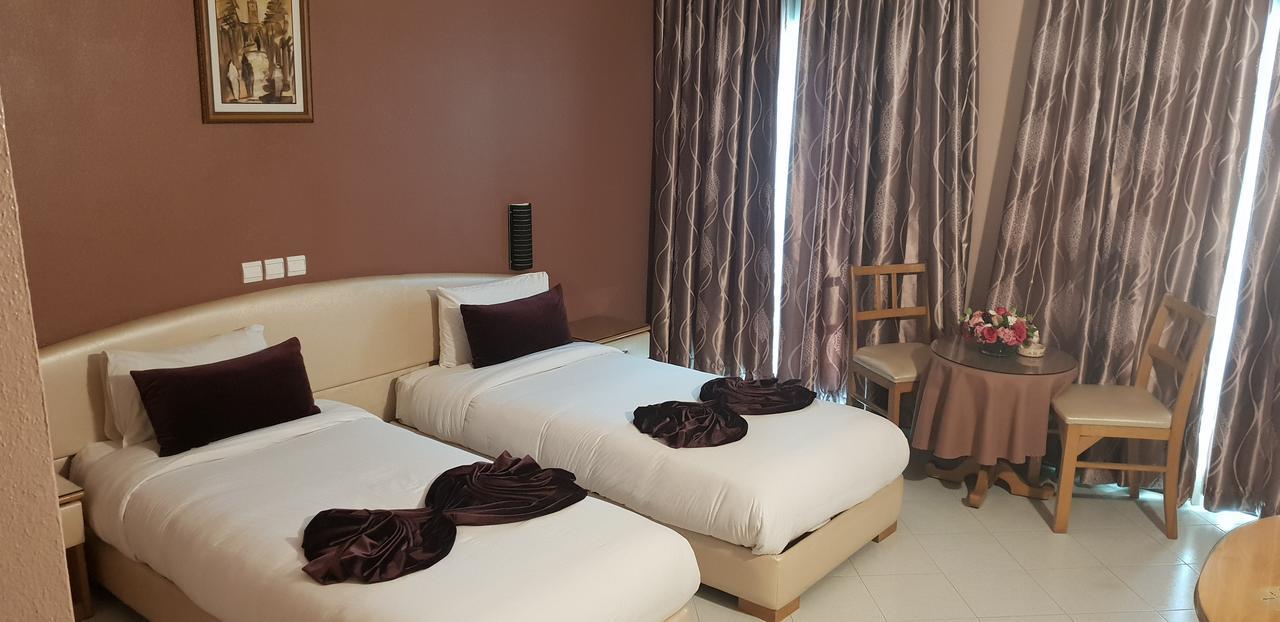Rania Belmadina Hotel Casablanca Eksteriør billede