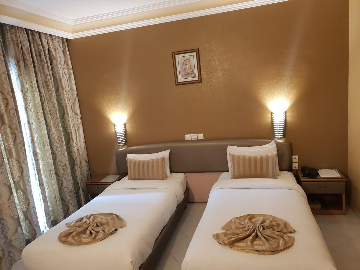 Rania Belmadina Hotel Casablanca Eksteriør billede